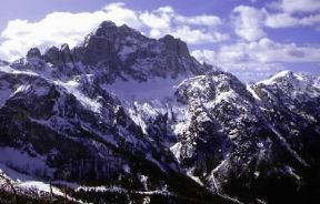 Monte Civetta ed il Monte Alto visti dal Monte Fernazza.De Agostini Picture Library/G. Roli