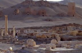 Palmira . Uno scorcio delle rovine dell'antica cittÃ  di Palmira.De Agostini Picture Library/C. Sappa