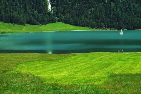 Grigioni. Il lago di Silvaplana.De Agostini Picture Library / G. P. Cavallero