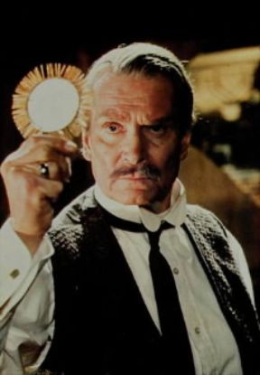 Sir Laurence Olivier in un fotogramma di uno dei suoi ultimi film.De Agostini Picture Library