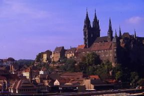 Germania. Veduta di Meissen, cittadina della Sassonia, nota per la sua antica produzione di porcellana. De Agostini Picture Library/G. P. Cavallero
