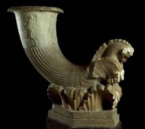 Rhyton neoattico di Pontios (Roma, Musei Capitolini).De Agostini Picture Library/M. Bertinetti