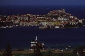 Isola d'Elba . Il nucleo antico di Portoferraio, sulla costa settentrionale dell'isola.De Agostini Picture Library/G. Roli