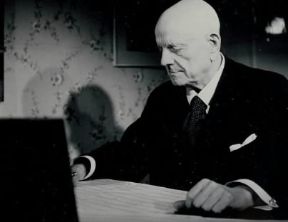 Jean Sibelius . Il compositore finlandese in una foto del 1945.De Agostini Picture Library/A. Dagli Orti