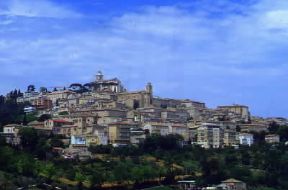 Fermo. Veduta del centro marchigiano.De Agostini Picture Library/A. De Gregorio