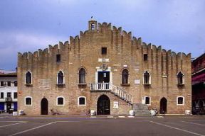 Portogruaro. Il gotico Palazzo Comunale.De Agostini Picture Library/C. Baraggi