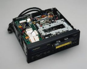 Autoradio. De Agostini Picture Library / G. Cigolini