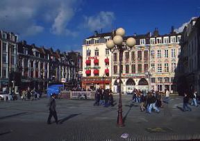 Lilla. Veduta di piazza Rihour.De Agostini Picture Library/D. Staquet