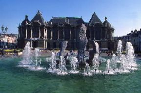 Lilla. Il palazzo della Repubblica, sede del MusÃ©e des Beaux Arts.De Agostini Picture Library/D. Staquet