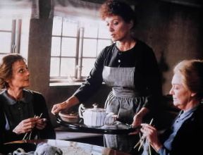 Stephane Audran in una scena del film Il pranzo di Babette (1987).De Agostini Picture Library