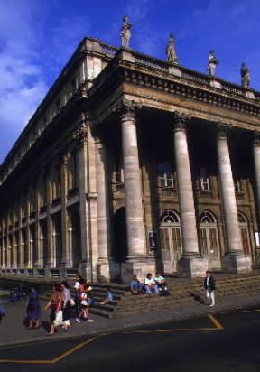 Victor-Nicolas Louis . Il Grand ThÃ©Ã¢tre di Bordeaux.De Agostini Picture Library/D. Staquet