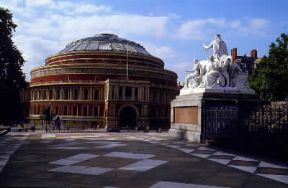 Kensington. La Royal Albert Hall.De Agostini Picture Library/C. Novara