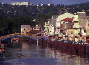 Martinica. Scorcio del capoluogo Fort-de-France.De Agostini Picture Library/S. Amantini