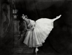 Anna Pavlovna Pavlova. De Agostini Picture Library