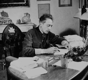 Jean Cocteau. Roger-Viollet