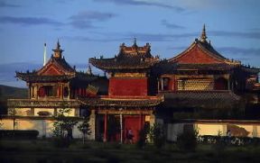 Mongolia. Monastero a Ulan-Bator, oggi trasformato in un museo. De Agostini Picture Library / W. Buss