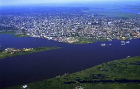 RÃ­o Paraguay . Un tratto del fiume presso AsunciÃ³n.De Agostini Picture Library/G. Kiner
