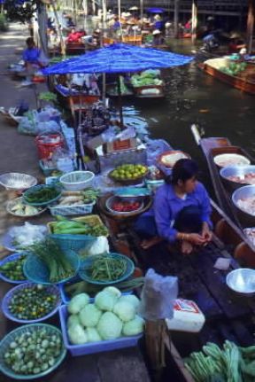 Ratchaburi. Scorcio del mercato.De Agostini Picture Library/C. Sappa