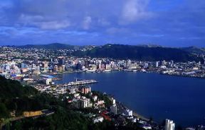 Nuova Zelanda . Veduta della capitale Wellington. De Agostini Picture Library/G. SioÃ«n.