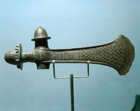 Ascia. Ascia cerimoniale in bronzo (Copenaghen, Nationalmuseet).De Agostini Picture Library/A. Dagli Orti