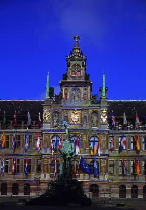 Gotico. Il municipio di Anversa.De Agostini Picture Library / W. Buss