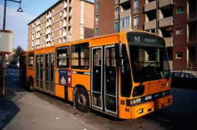 Autobus per il servizio urbano.R. Ghislandi
