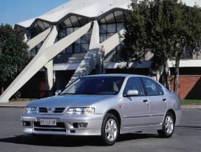 Automobile. Primera GT Nissan.Nissan