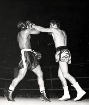 Nino Benvenuti. Il pugile italiano durante un incontro.Farabolafoto