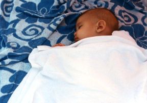 I ritmi circadiani. Sonno. I ritmi circadiani regolano molti fenomeni del nostro organismo: anche il sonno la cui ciclicità biologica è indispensabile per l'armonia psicofisica.