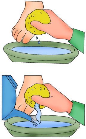 Come prevenire il congelamento. Prevenire il congelamento. Denudate l’area colpita, togliendo guanti o scarpe e calze, e bagnatela con acqua fredda.