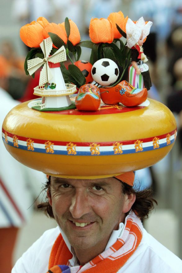 Mondiali di calcio: tifoso olandese La squadra olandese pur avendo raggiunto il traguardo della finale non è mai riuscita a vincere i Mondiali di calcio.