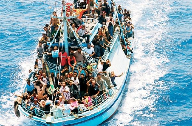 barcone_immigrati500