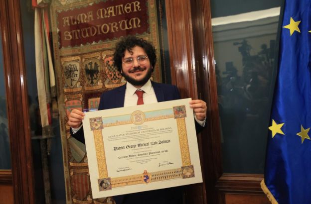 patrick-zaki-italia-laurea-bologna.jpg