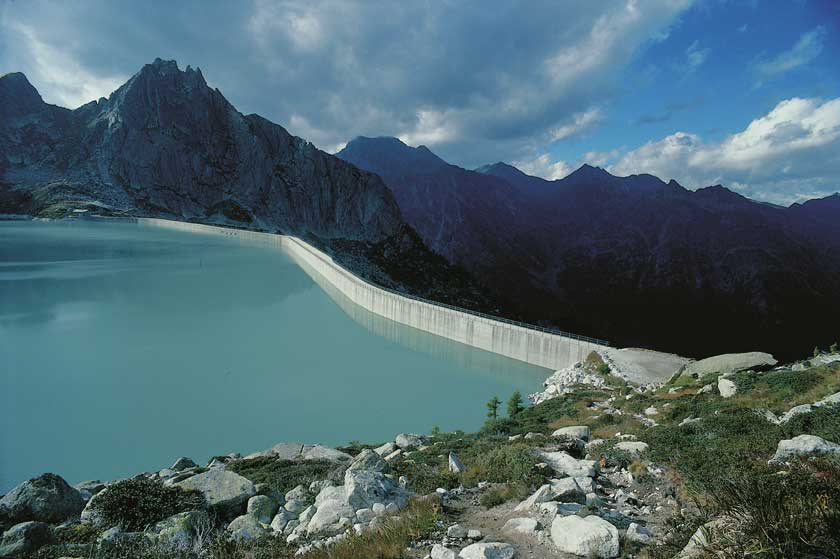 Diga di Albigna Diga di Albigna presso il Canton Grigioni in Svizzera.
© De Agostini Picture Library.