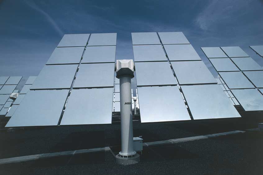 Centrale solare di Adrano, Sicilia Specchi nella centrale solare, Sicilia, Adrano (CT).
© De Agostini Picture Library.